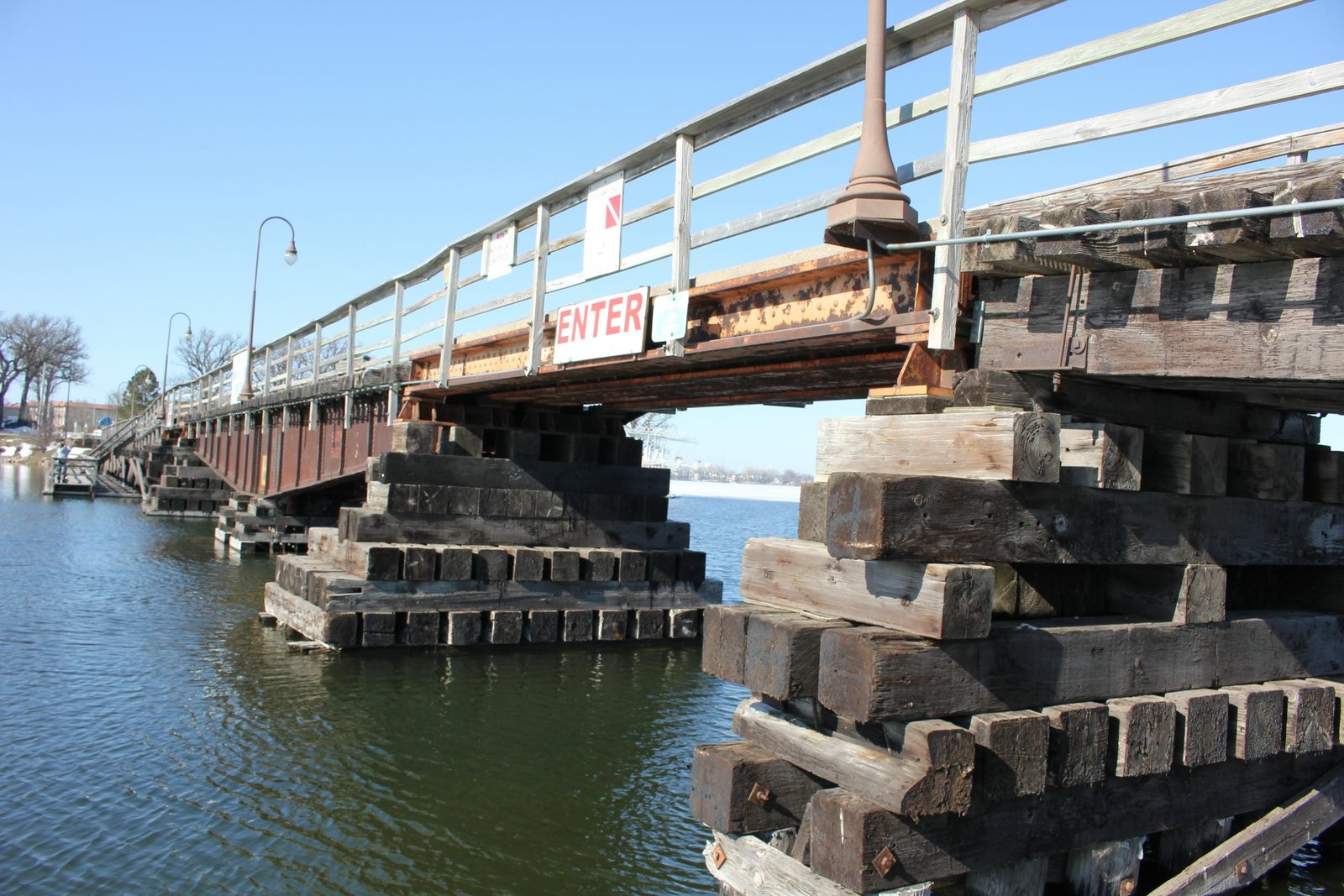 South approach span